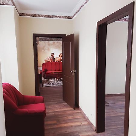 Jurmala, Latvija Apartment Luaran gambar