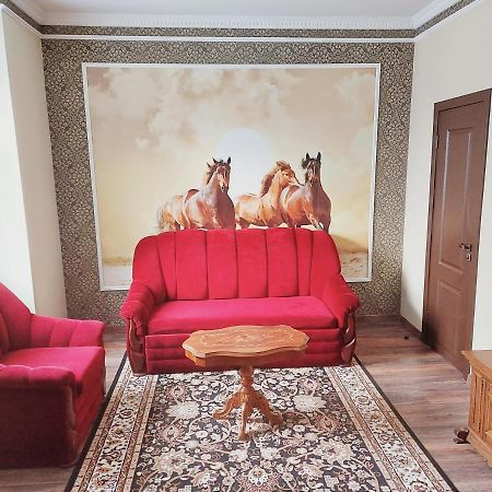 Jurmala, Latvija Apartment Luaran gambar